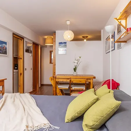 Apartamento Cervinia Alpine Just Steps From The Slopes