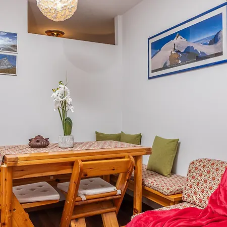 Cervinia Alpine Just Steps From The Slopes Apartamento *